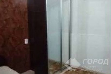 Сдам гостинку, Центральный рынок, Локомотив, Код: 800524/1