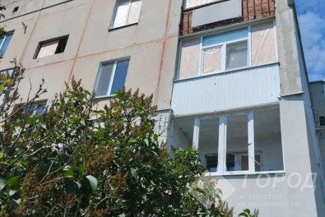 Продам 2-х кімнатну квартиру, Рогань, Код: 800537/1