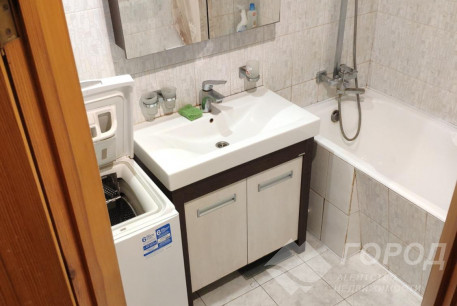 Продам 4-х кімнатну квартиру, Павлово поле, Сокольники, Код: 800548/1