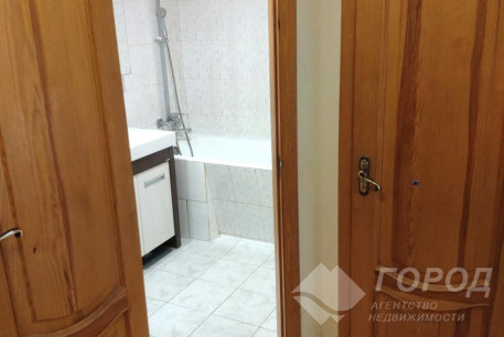 Продам 4-х кімнатну квартиру, Павлово поле, Сокольники, Код: 800548/1