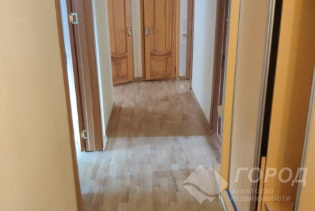 Продам 4-х кімнатну квартиру, Павлово поле, Сокольники, Код: 800548/1