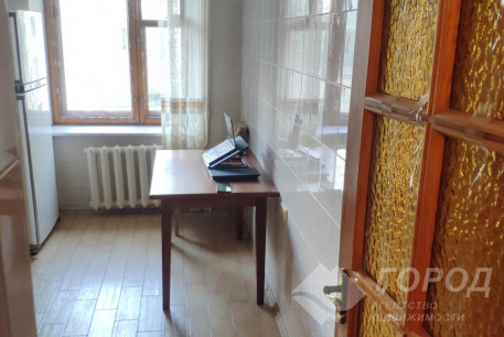 Продам 4-х кімнатну квартиру, Павлово поле, Сокольники, Код: 800548/1