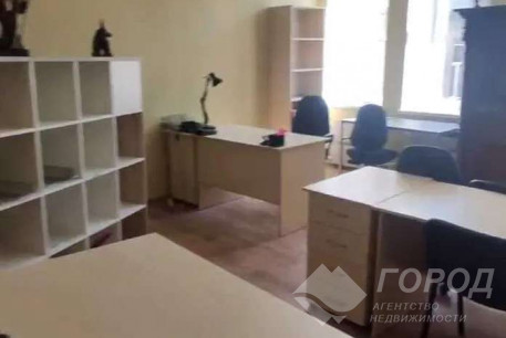 Сдам 3-х кімнатну квартиру, Центр, Код: 800579/2