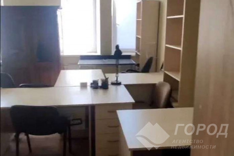 Сдам 3-х кімнатну квартиру, Центр, Код: 800579/2