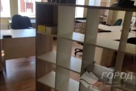 Сдам 3-х кімнатну квартиру, Центр, Код: 800579/2