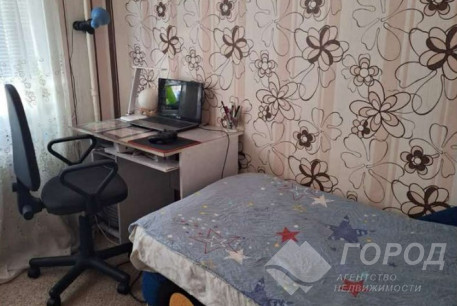 Продам 2-х кімнатну квартиру, Рогань, Код: 800614/37