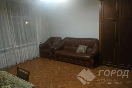 Продам 2-х кімнатну квартиру, Гагарина проспект, Защитников Украины метро (Площадь Восстания), Код: 800628/2