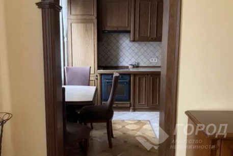 Продам 4-х кімнатну квартиру, ХТЗ, Код: 800643/1