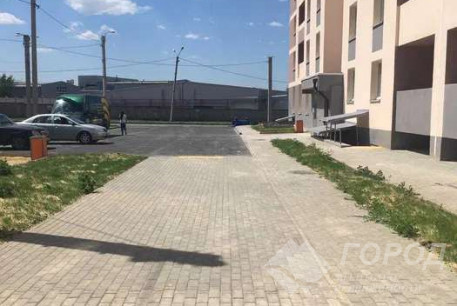 Продам 2-х кімнатну квартиру, Новые дома, Коммунальный рынок, Код: 800644/2