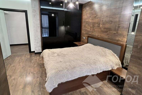 Продам 2-х кімнатну квартиру в новобудові, Сосновая Горка, Павловка, Код: 800761/1