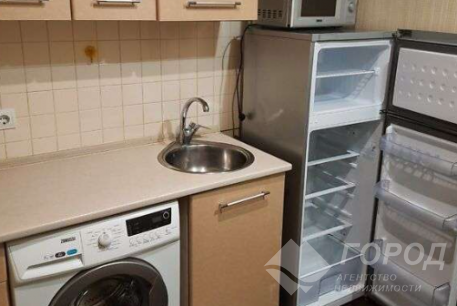 Продам 1-кімнатну квартиру, Гагарина проспект, Спортивная метро, Код: 800783/1