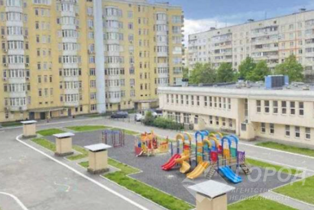 Продам 4-х кімнатну квартиру в новобудові, Холодная Гора, Холодная Гора метро, Код: 800784/1