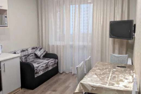 Сдам 1-кімнатну квартиру, ХТЗ, ХТЗ метро, Код: 800795/1