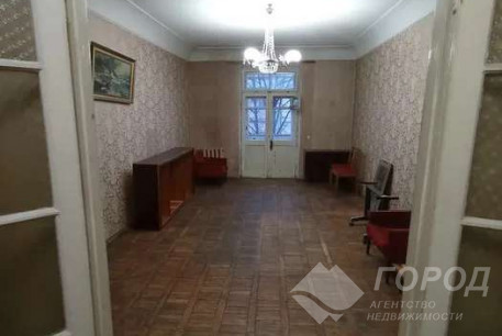 Продам 3-х кімнатну квартиру, Центральный рынок, Южный вокзал метро, Код: 800839/1