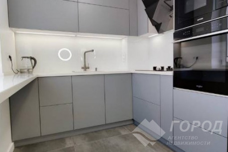 Продам 3-х кімнатну квартиру, Сосновая Горка, Код: 800887/20