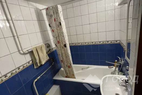 Продам 4-х кімнатну квартиру, Салтовка, Код: 800898/1