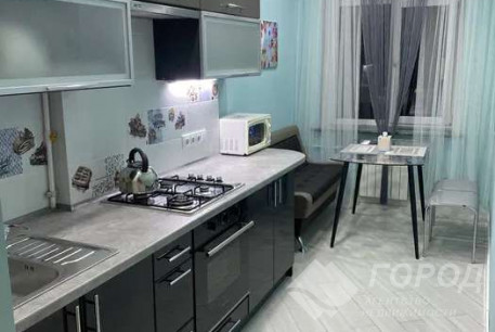 Сдам 2-х кімнатну квартиру, Центр, Код: 800942/1