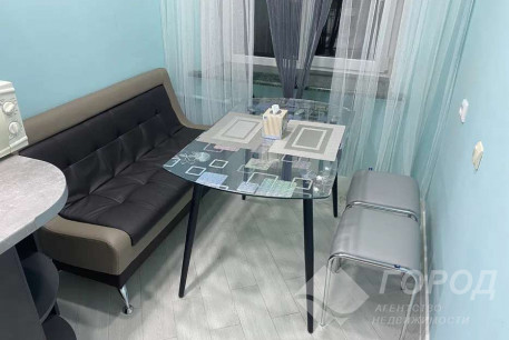 Сдам 2-х кімнатну квартиру, Центр, Код: 800942/1