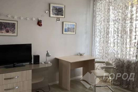 Сдам 1-кімнатну квартиру, Центр, Код: 800984/4