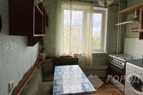 Продам 4-х кімнатну квартиру, Салтовка, Героев Труда метро, Код: 801022/1