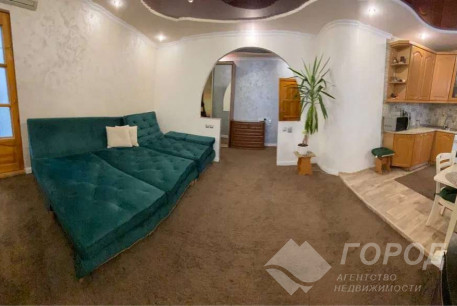 Продам 2-х кімнатну квартиру, Центральный рынок, Южный вокзал метро, Код: 801023/2