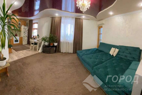 Продам 2-х кімнатну квартиру, Центральный рынок, Южный вокзал метро, Код: 801023/2