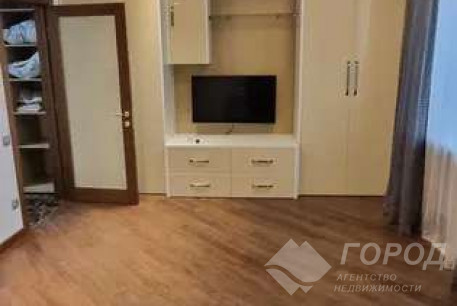 Продам 2-х кімнатну квартиру, Сосновая Горка, Научная метро, Код: 801025/2