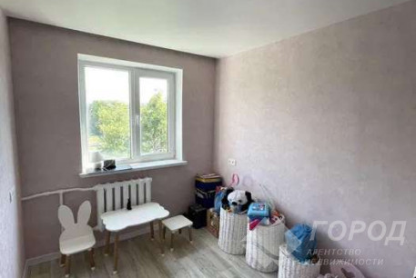 Продам 3-х кімнатну квартиру, Новые дома, Коммунальный рынок, Код: 801065/1