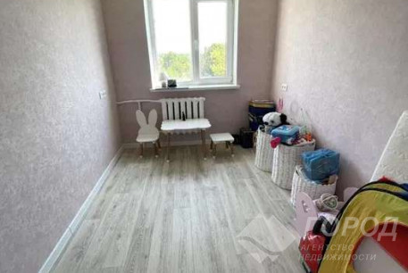 Продам 3-х кімнатну квартиру, Новые дома, Коммунальный рынок, Код: 801065/1