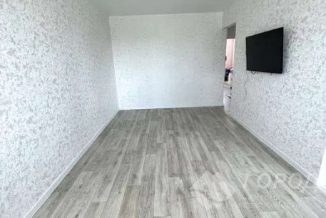 Продам 3-х кімнатну квартиру, Новые дома, Коммунальный рынок, Код: 801065/1