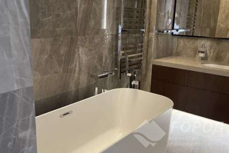 Продам 3-х кімнатну квартиру в новобудові, Центр, Площадь Конституции метро (Советская), Код: 801066/1