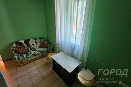 Продам 2-х кімнатну квартиру, Центр, Код: 801088/1