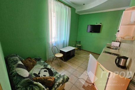 Продам 2-х кімнатну квартиру, Центр, Код: 801088/1