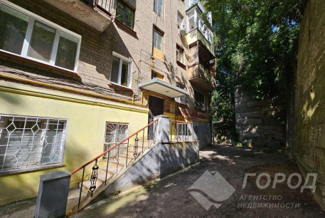 Продам 1-кімнатну квартиру, Центр, Площадь Конституции метро (Советская), Код: 801088/3