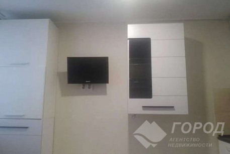 Сдам гостинку, Холодная Гора, Код: 801135/1