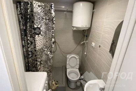 Сдам гостинку, Гагарина проспект, Защитников Украины метро (Площадь Восстания), Код: 801246/1