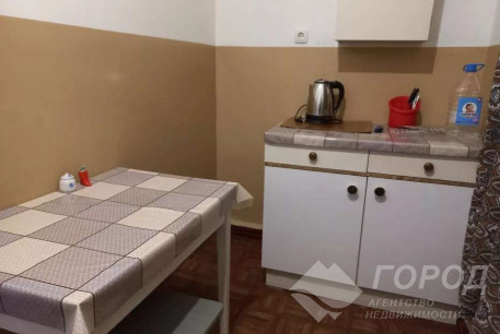 Продам гостинку, ХТЗ, Код: 801258/1