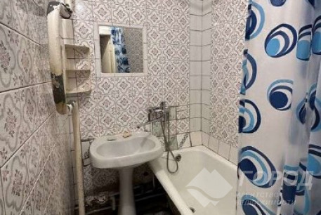 Продам 4-х кімнатну квартиру, Алексеевка, Код: 801266/1