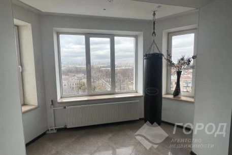 Продам 2-х кімнатну квартиру, ХТЗ, ХТЗ метро, Код: 801363/2