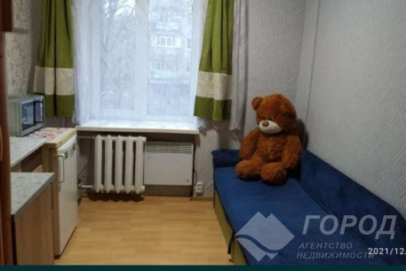 Сдам гостинку, ХТЗ, Пролетарская метро (Индустриальная), Код: 801459/1