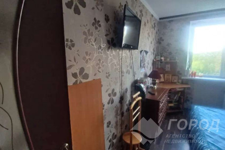 Продам 3-х кімнатну квартиру, Рогань, Код: 801463/1