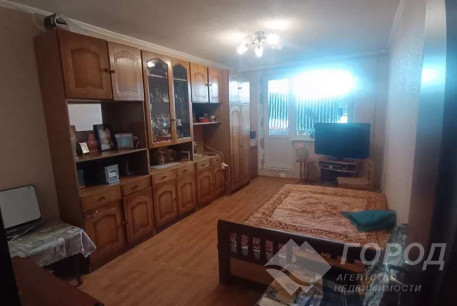 Продам 3-х кімнатну квартиру, Рогань, Код: 801463/1