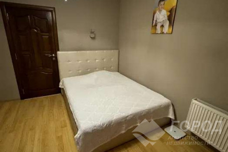 Продам 2-х кімнатну квартиру, Гагарина проспект, Спортивная метро, Код: 801509/2