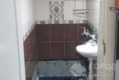 Продам гостинку, Основа, Код: 801510/1