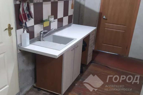 Продам гостинку, Основа, Код: 801510/1