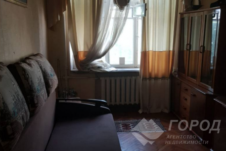 Продам 2-х кімнатну квартиру, Центр, Код: 801573/1