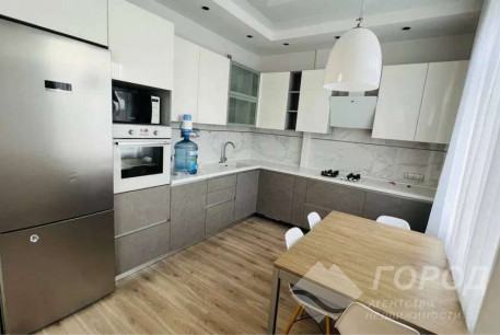 Сдам 3-х кімнатну квартиру, Центр, Код: 801602/2