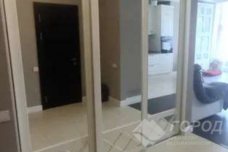 Продам 3-х кімнатну квартиру в новобудові, Центр, Код: 801672/2