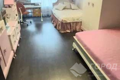 Продам 3-х кімнатну квартиру в новобудові, Центр, Код: 801672/2