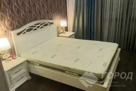 Продам 3-х кімнатну квартиру в новобудові, Центр, Код: 801672/2